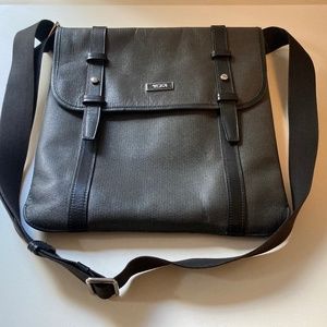 Tumi Crossbody Bag Leather - Unisex